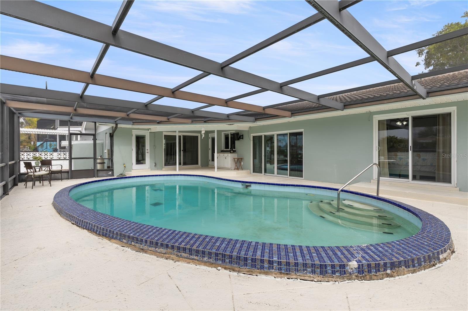 Image 30 of 32 For 404 4th Avenue N