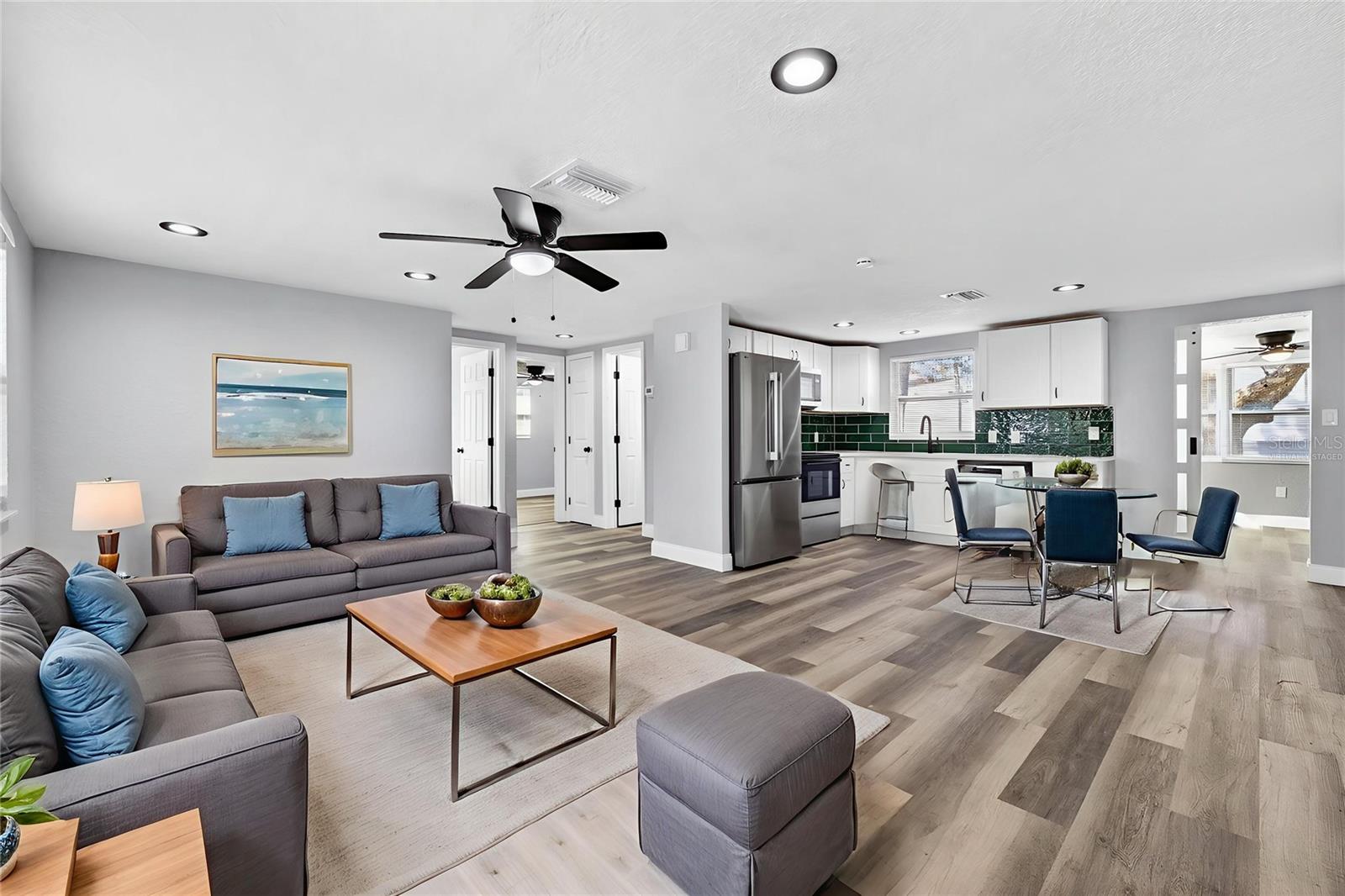 Image 4 of 17 For 5647 Elkhorn Boulevard