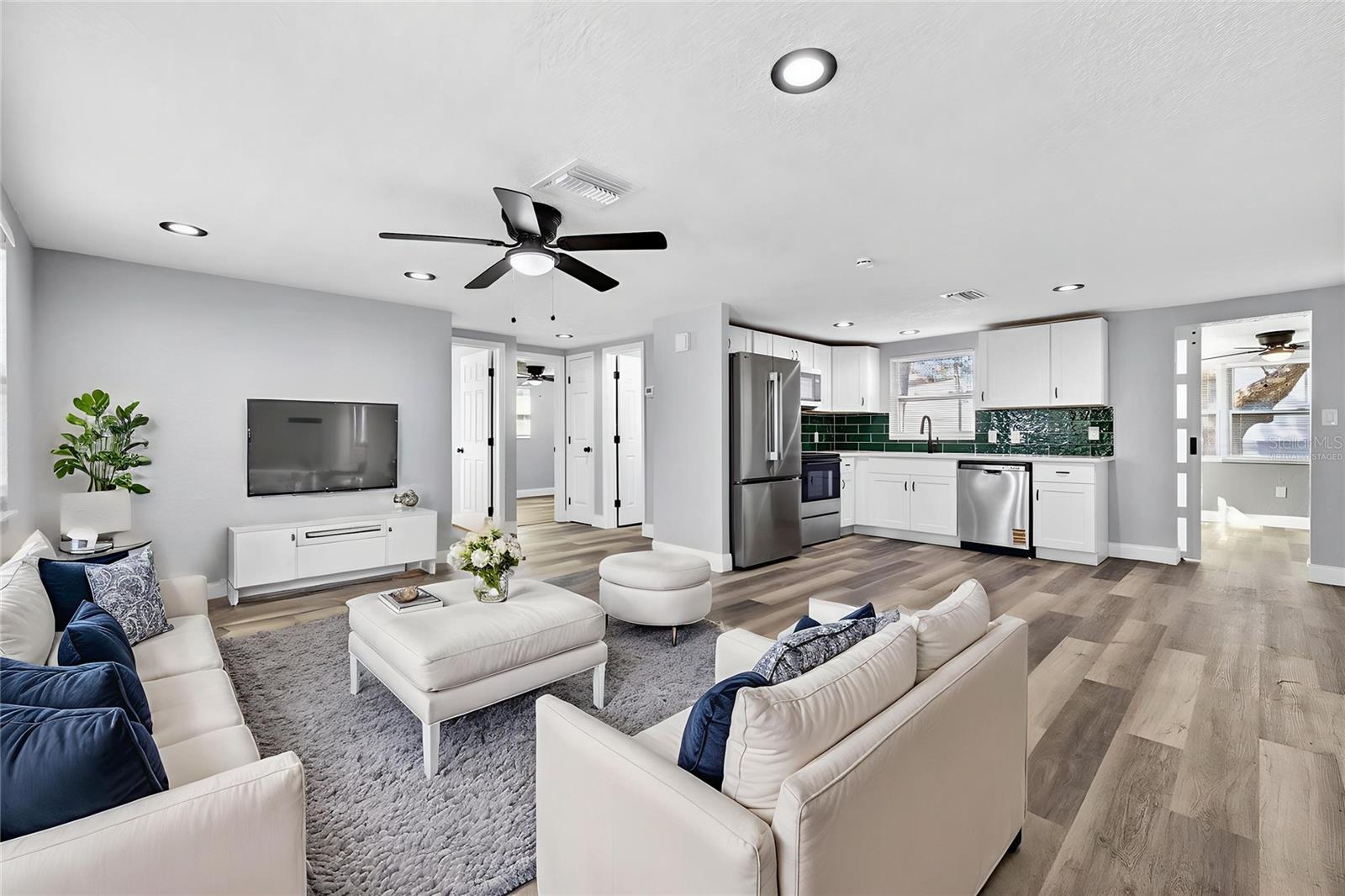 Image 5 of 17 For 5647 Elkhorn Boulevard