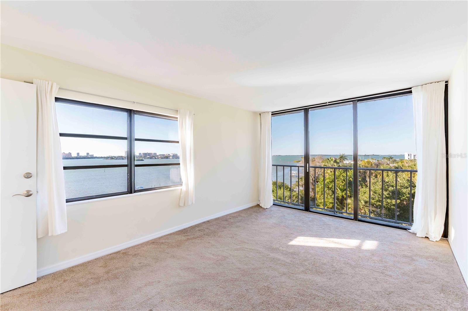 Image 22 of 28 For 500 Osceola Avenue 307