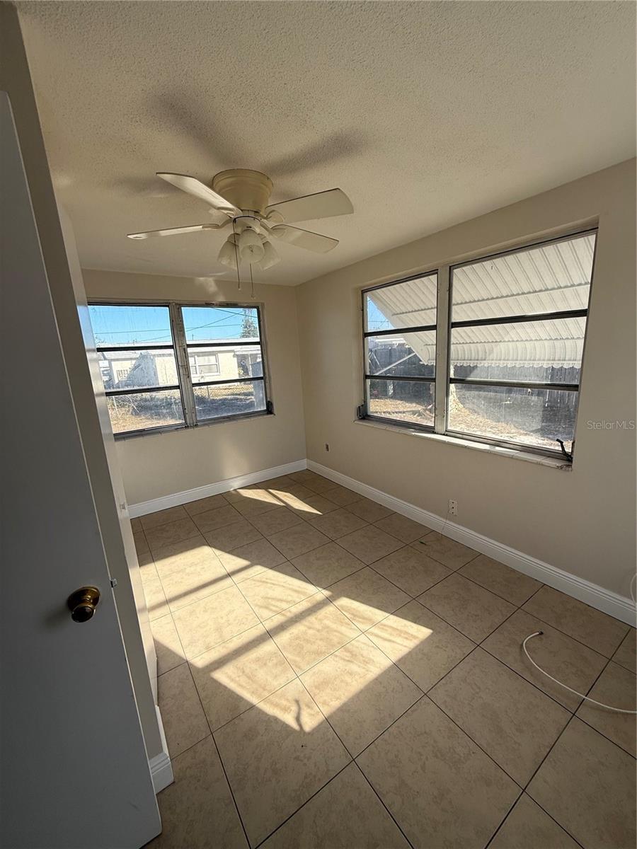 Image 10 of 14 For 4005 Dalwood Drive