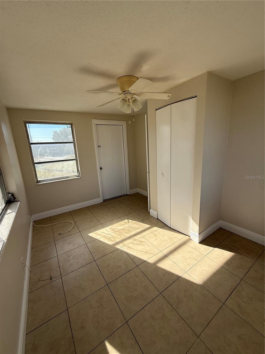 Image 11 of 14 For 4005 Dalwood Drive