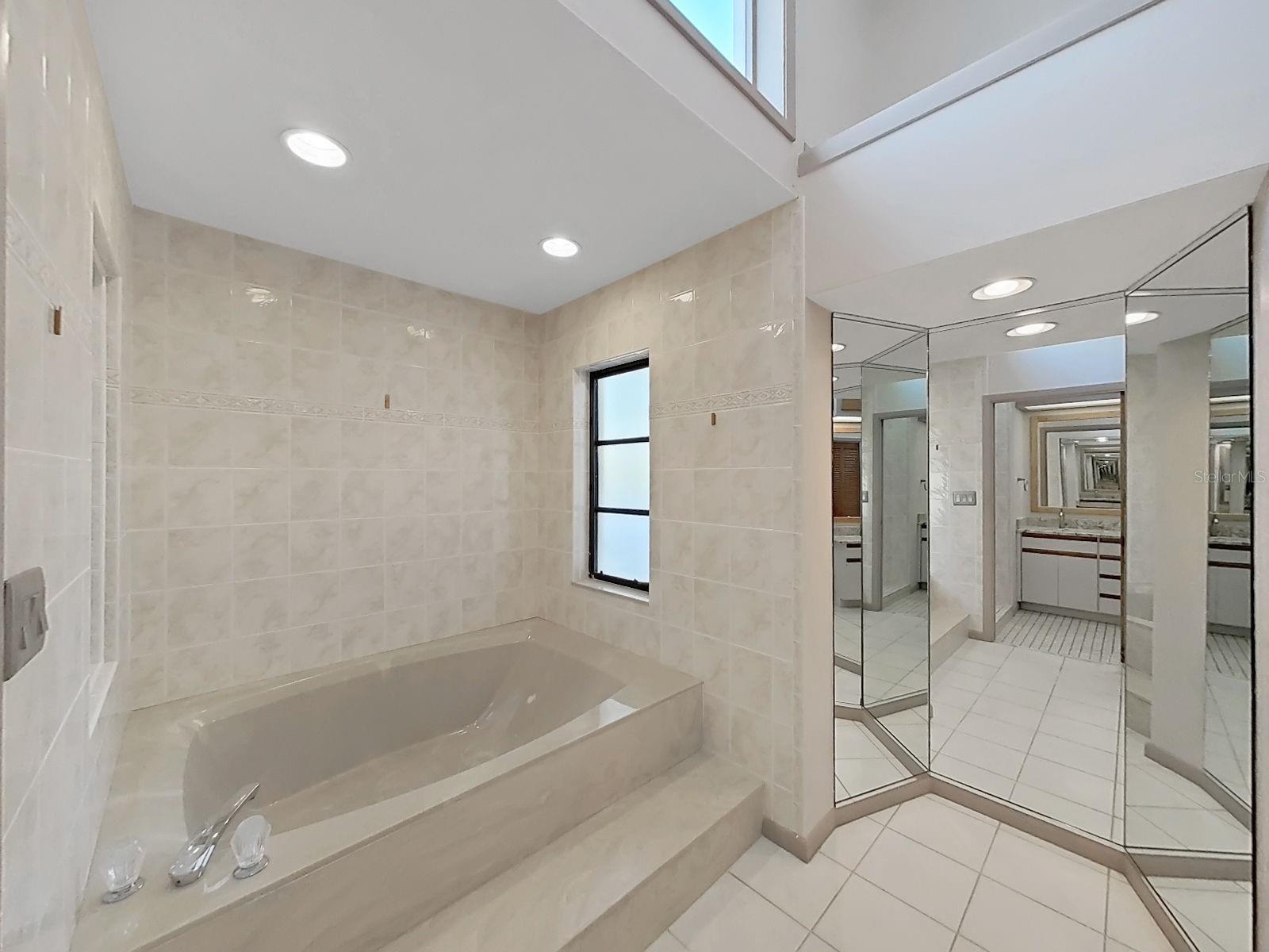 Image 26 of 54 For 1930 Cove Lane