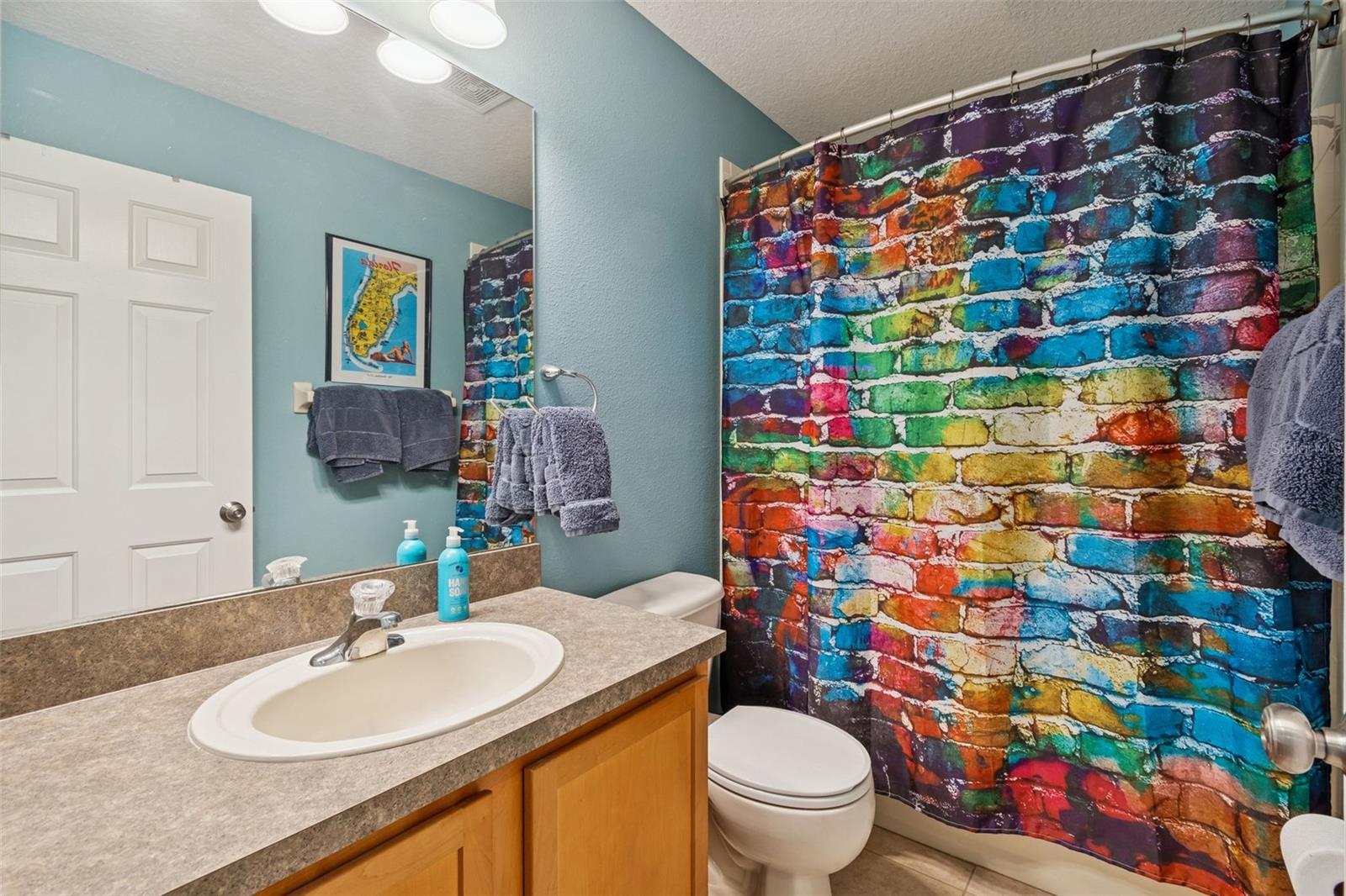 Image 18 of 33 For 18922 Fishermans Bend Drive