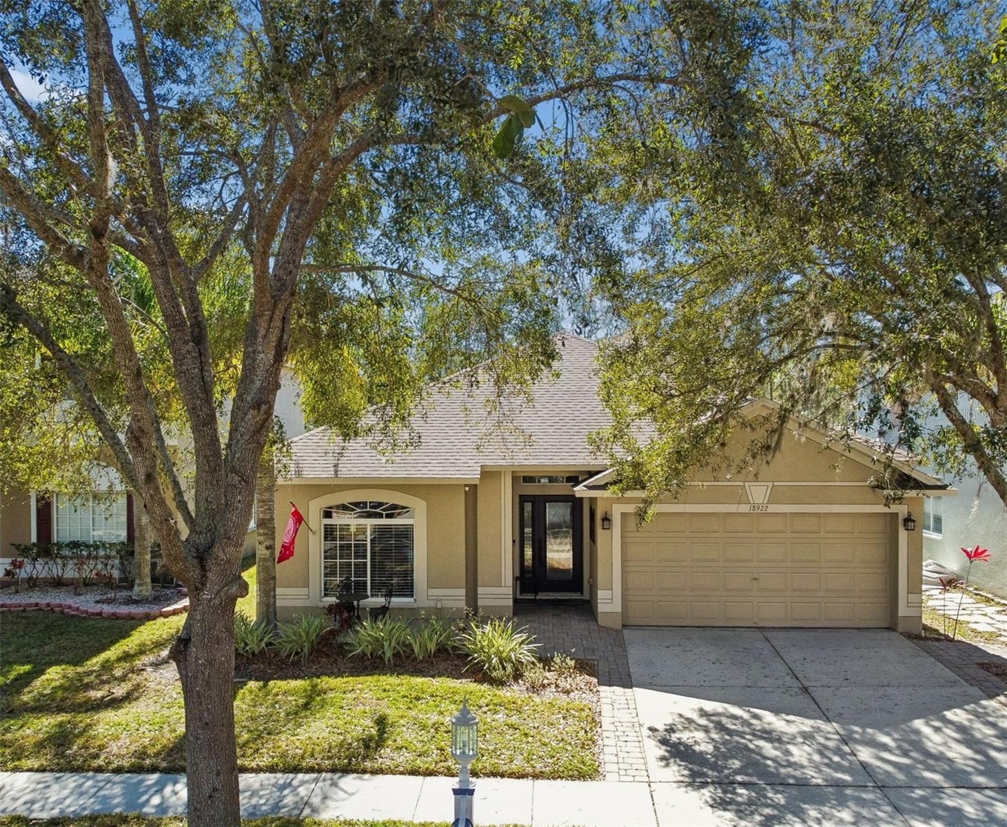 Image 27 of 33 For 18922 Fishermans Bend Drive