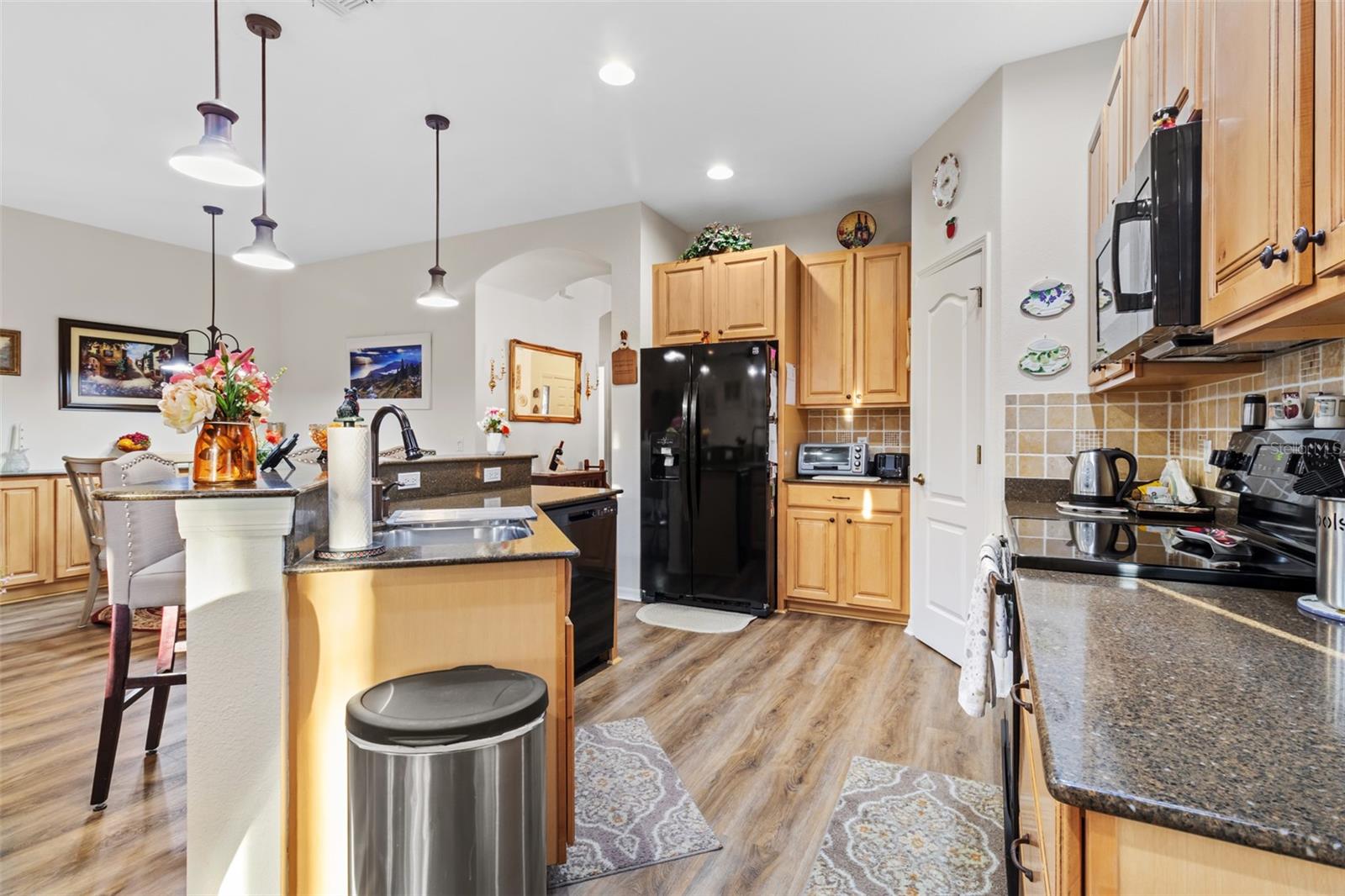 Listing photo id 9 for 11911 Valley Falls Loop