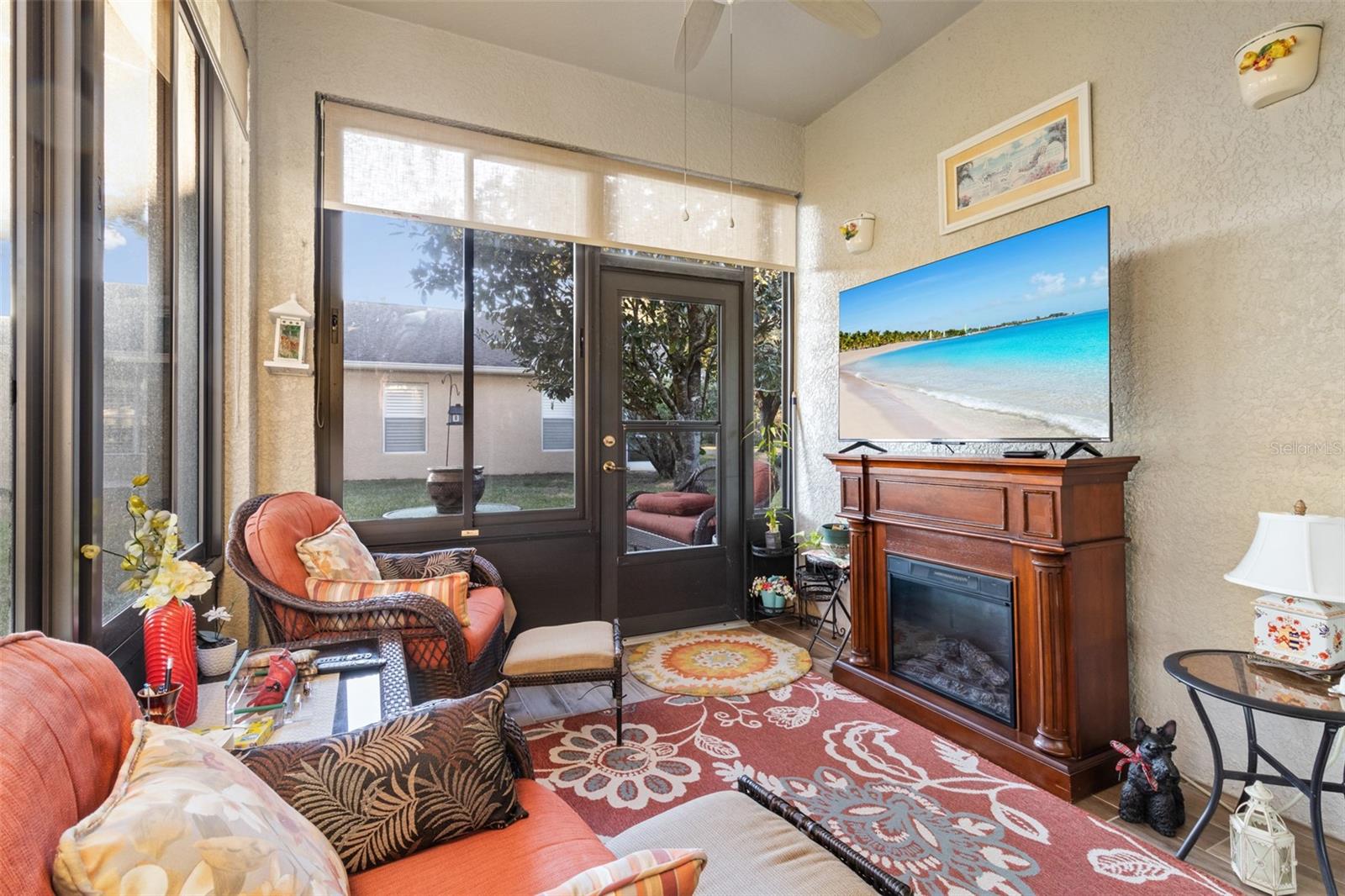 Listing photo id 28 for 11911 Valley Falls Loop