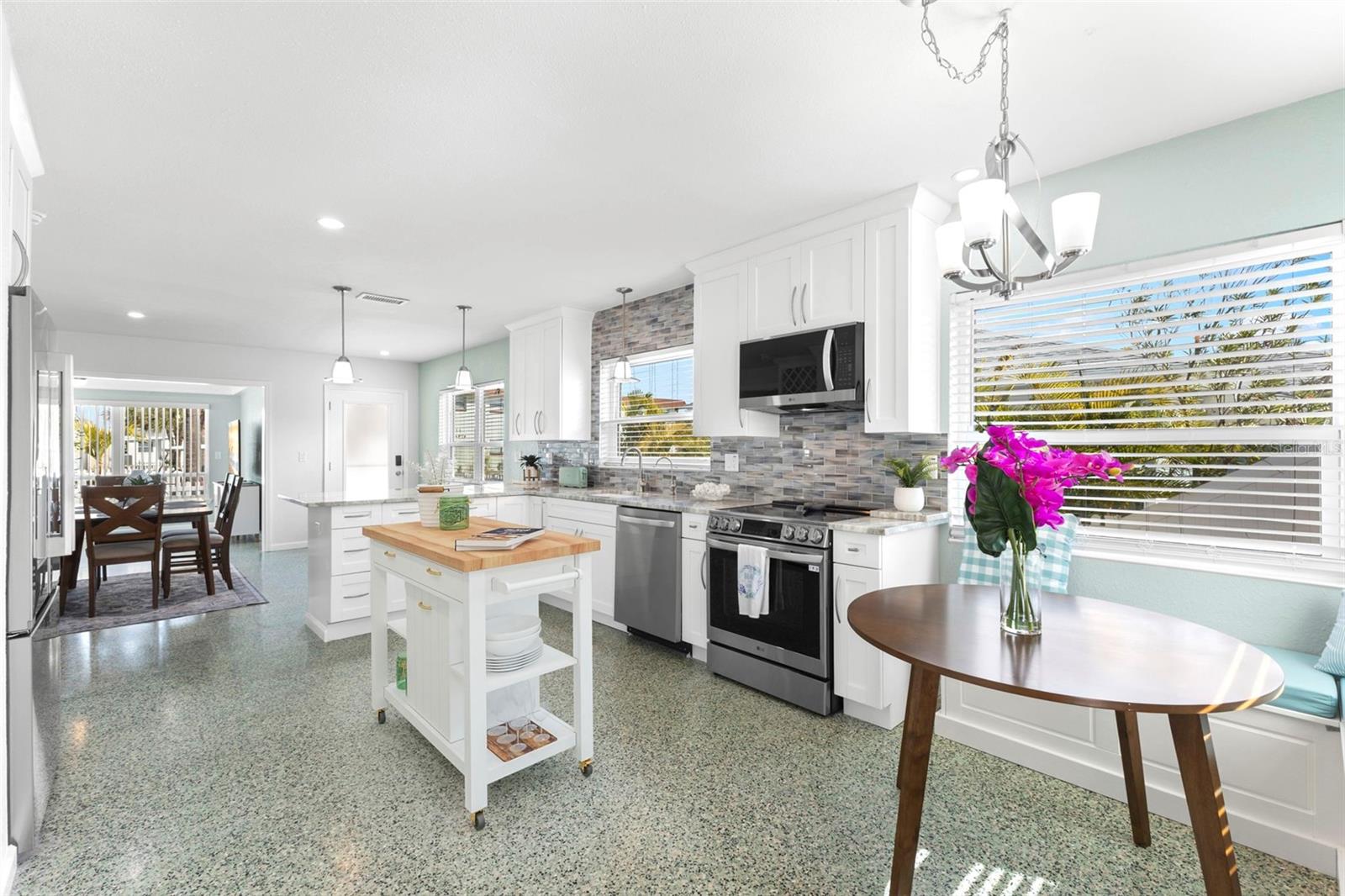 Image 11 of 30 For 108 11th Avenue