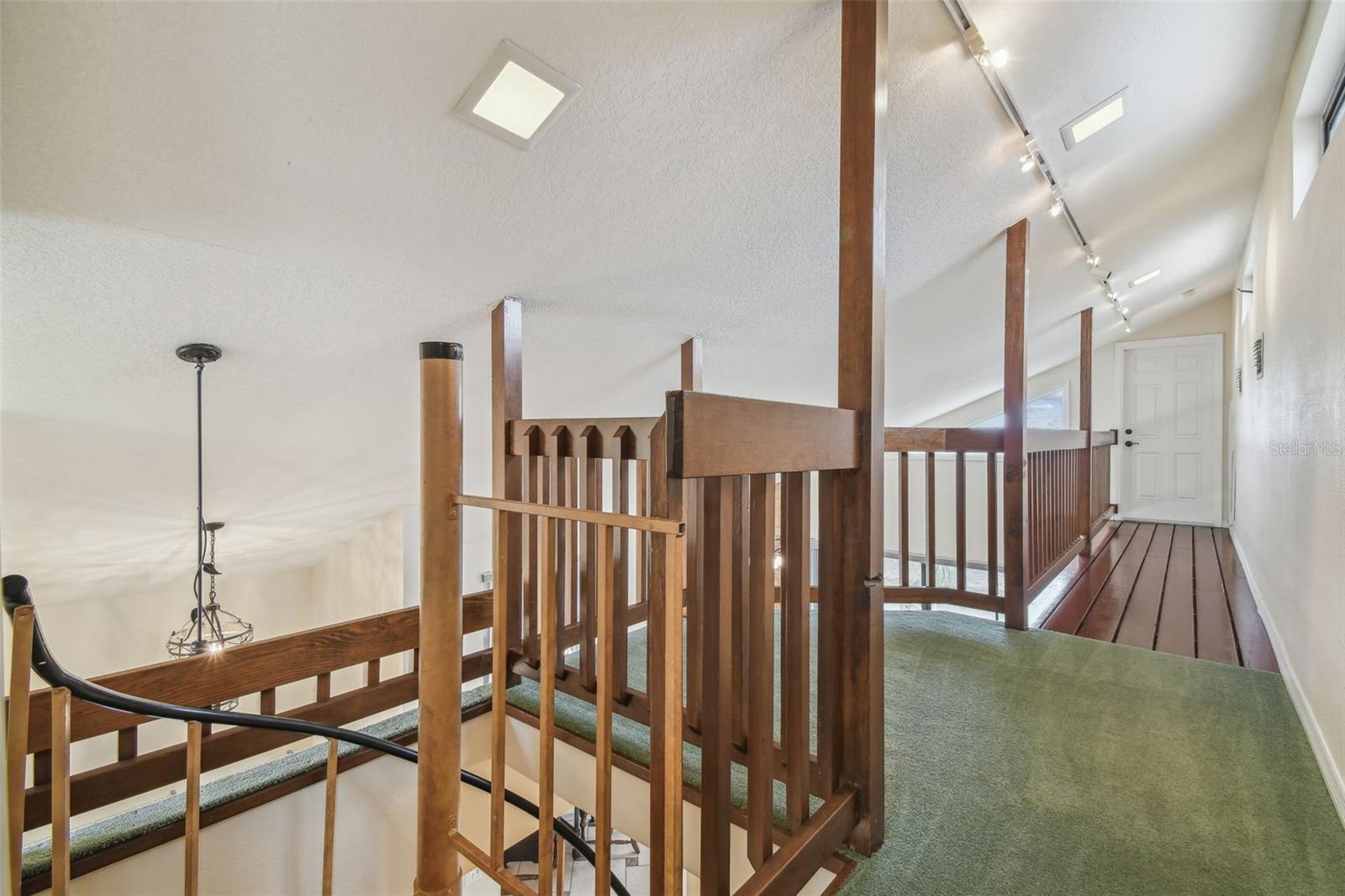 Image 32 of 76 For 6321 Garland Court