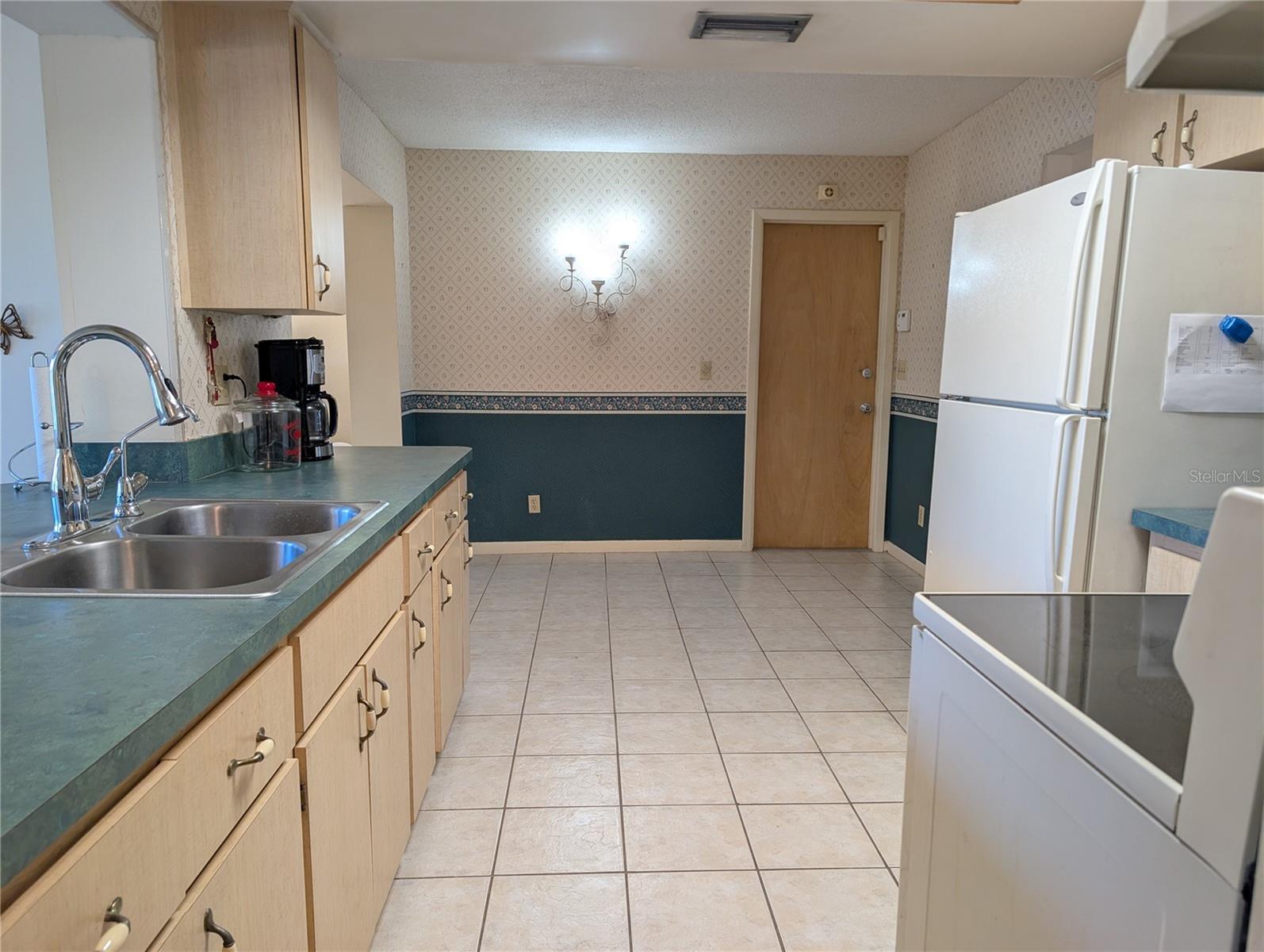 Image 18 of 56 For 10139 44th Way N