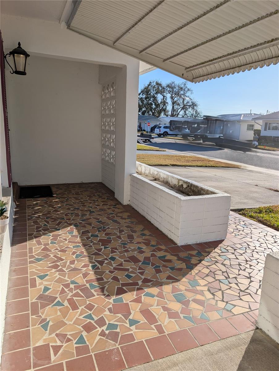 Image 4 of 56 For 10139 44th Way N