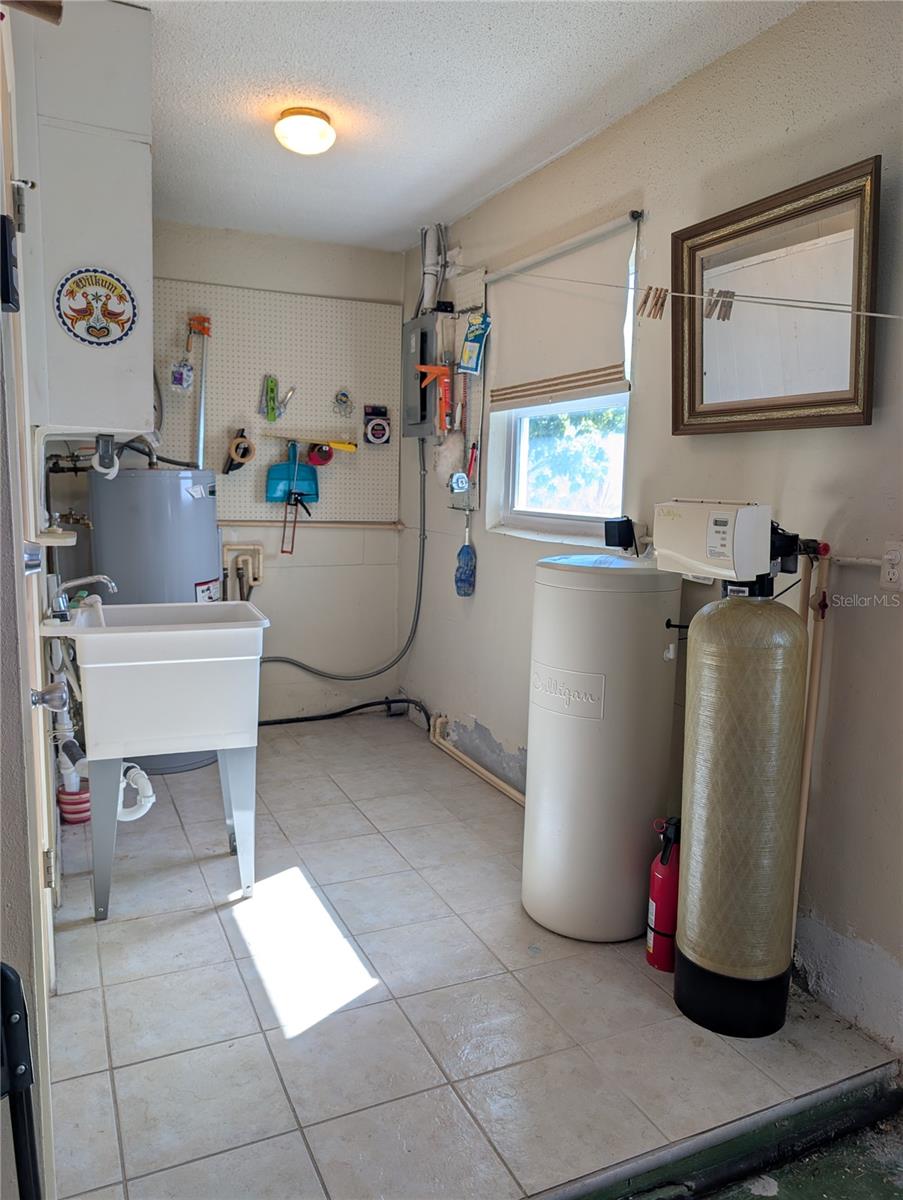 Image 41 of 56 For 10139 44th Way N