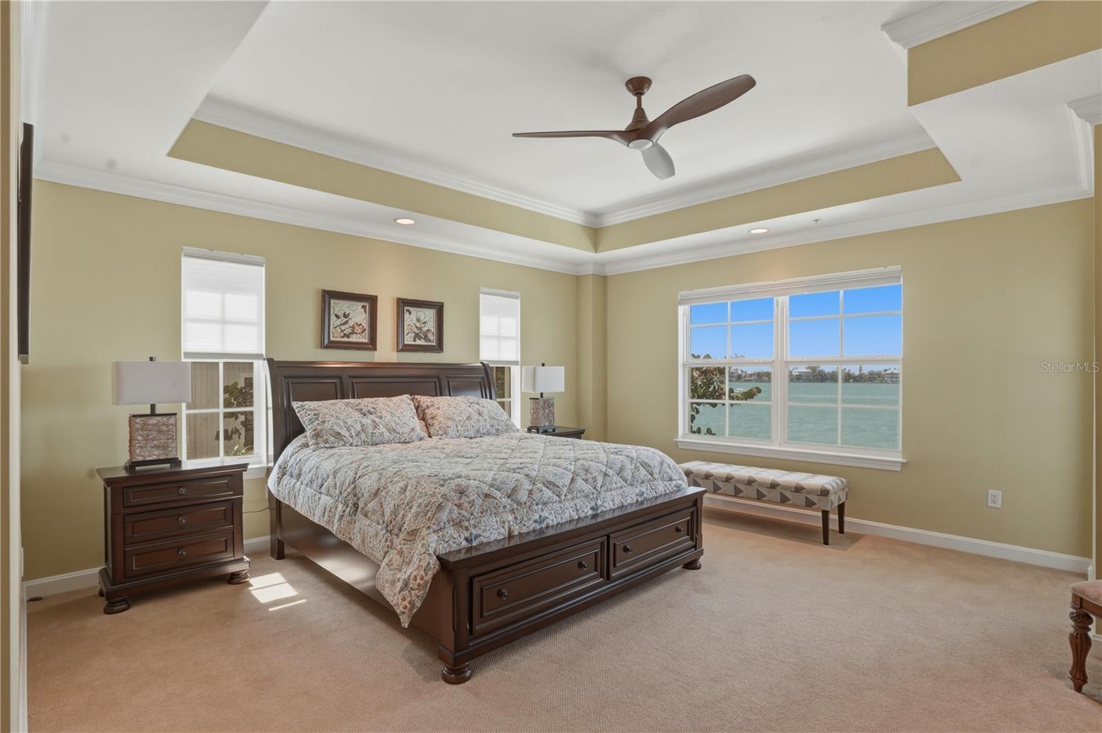 Image 19 of 47 For 312 8th Avenue N 203