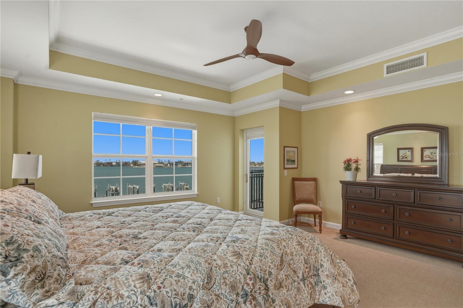 Image 20 of 47 For 312 8th Avenue N 203