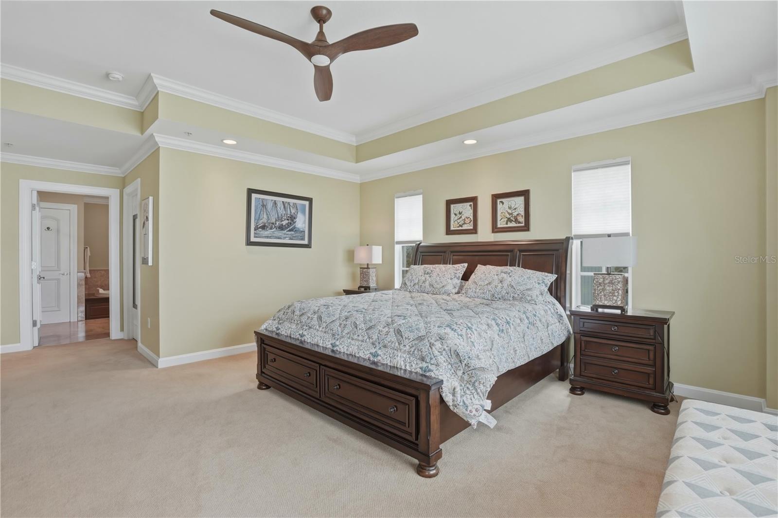 Image 22 of 47 For 312 8th Avenue N 203