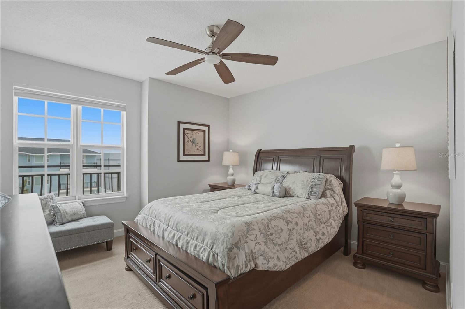 Image 35 of 47 For 312 8th Avenue N 203