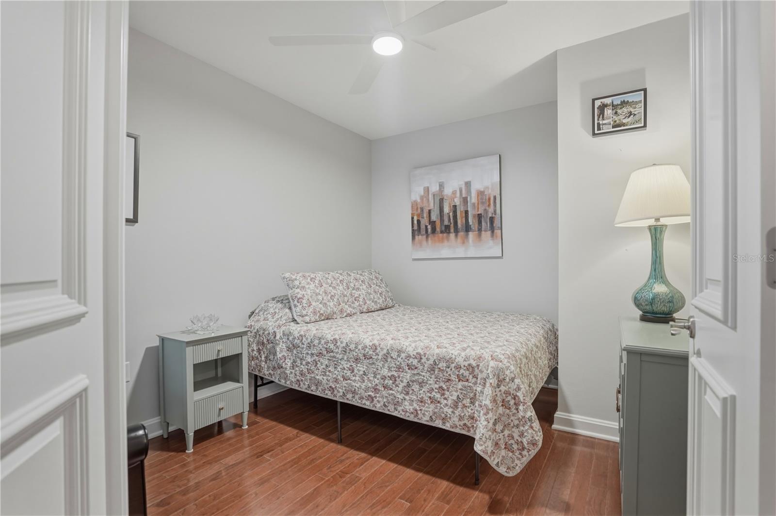 Image 39 of 47 For 312 8th Avenue N 203