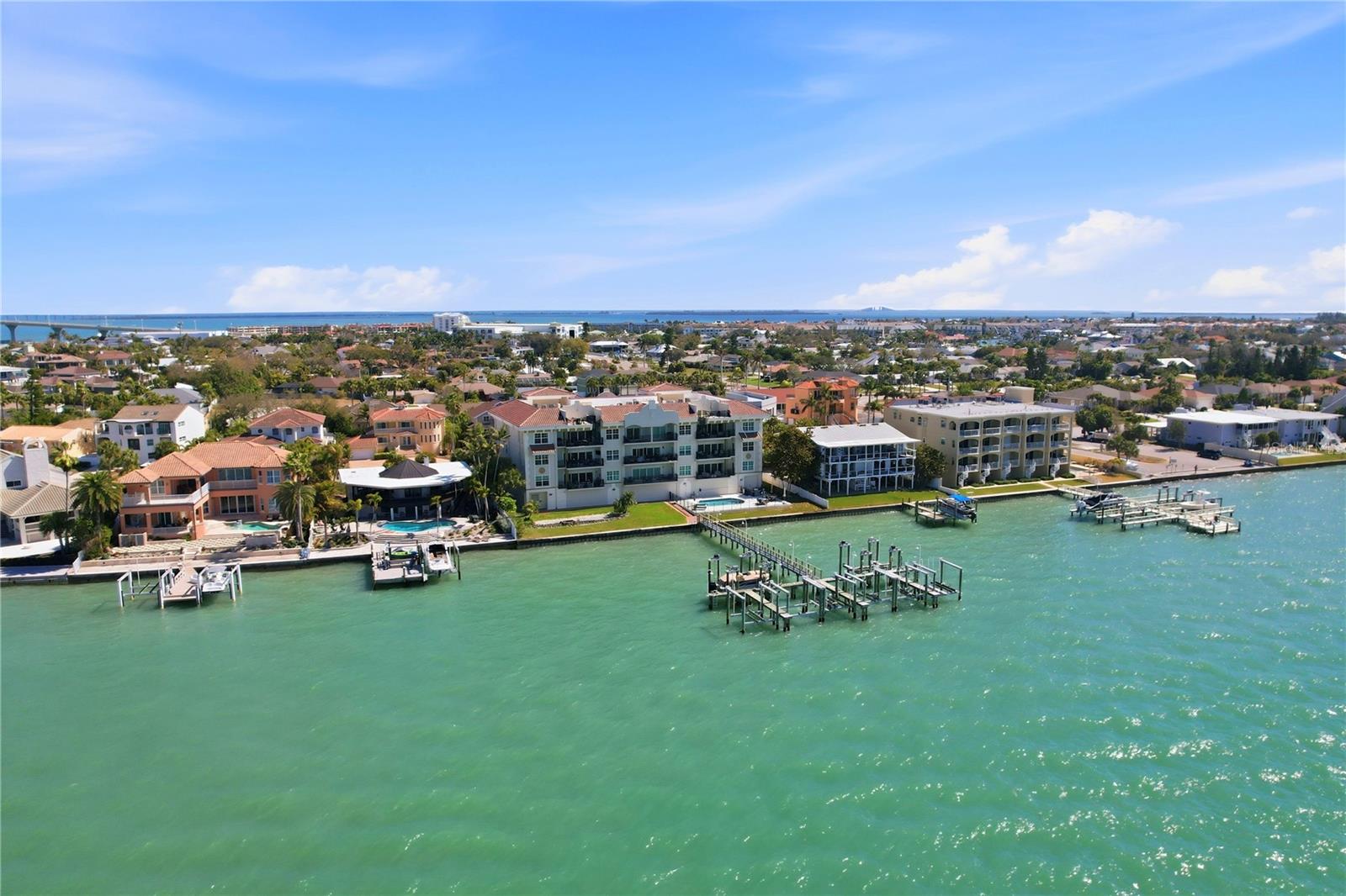 Image 42 of 47 For 312 8th Avenue N 203