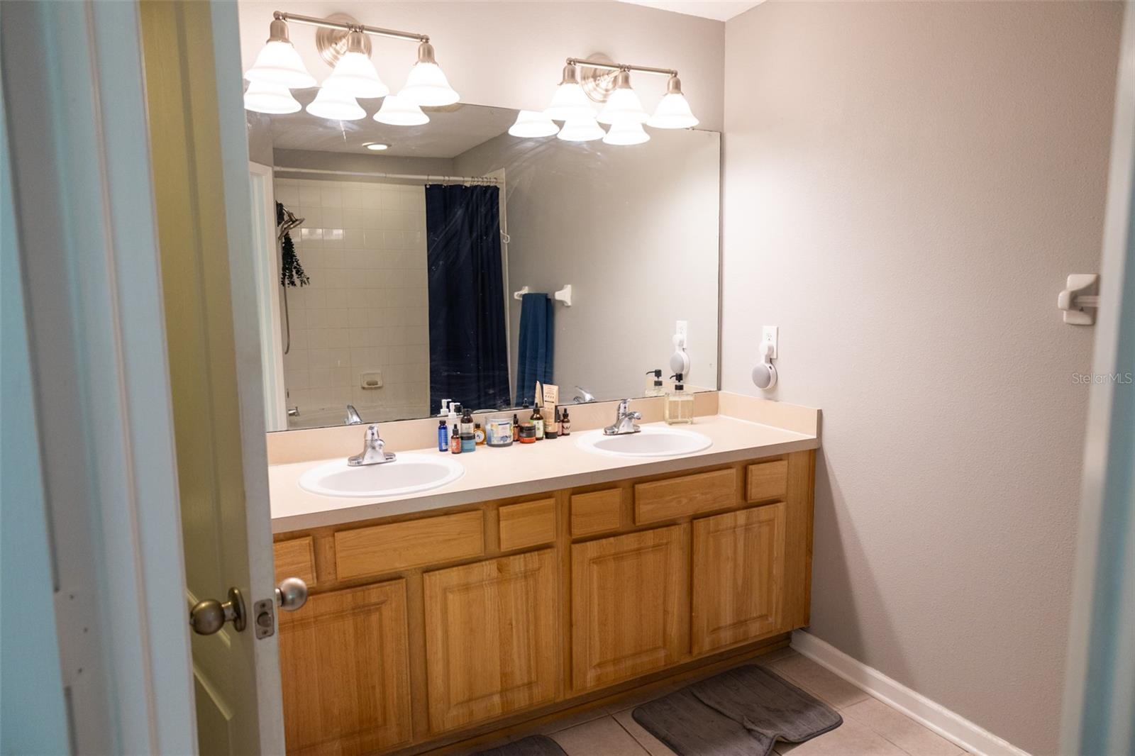 Image 14 of 28 For 8581 Sandy Beach Street