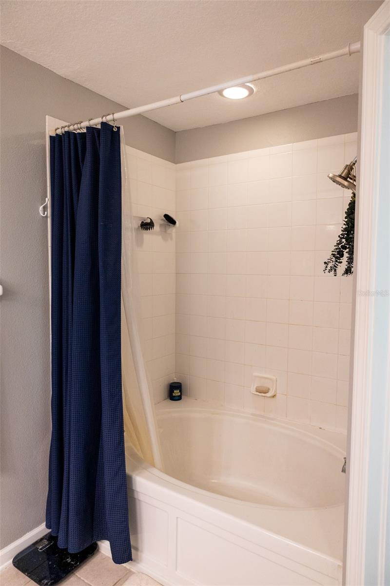 Image 17 of 28 For 8581 Sandy Beach Street