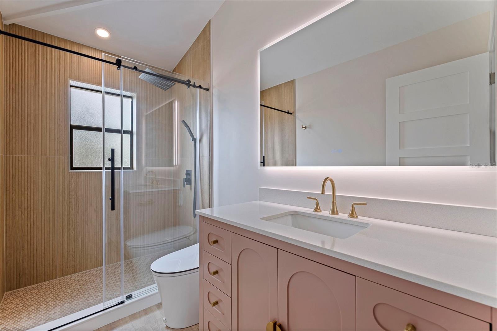 Image 37 of 51 For 113 176th Avenue W