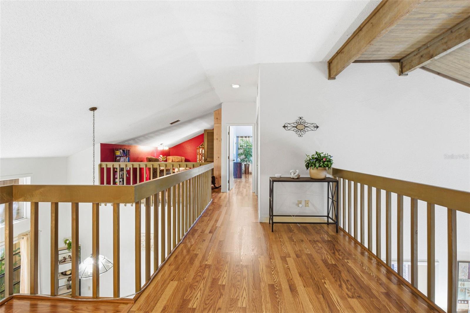 Image 40 of 81 For 847 Hillside Drive