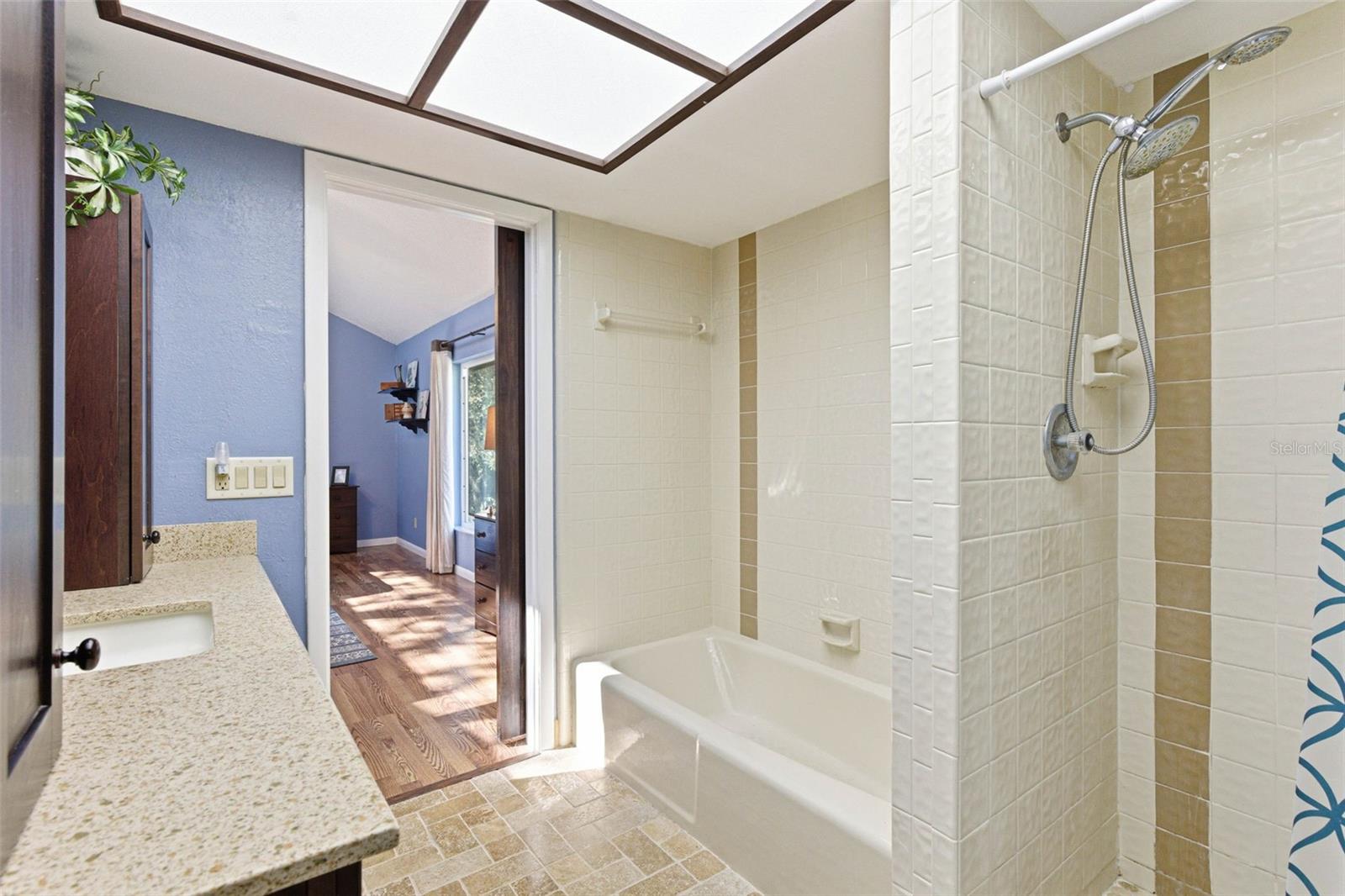 Image 59 of 81 For 847 Hillside Drive