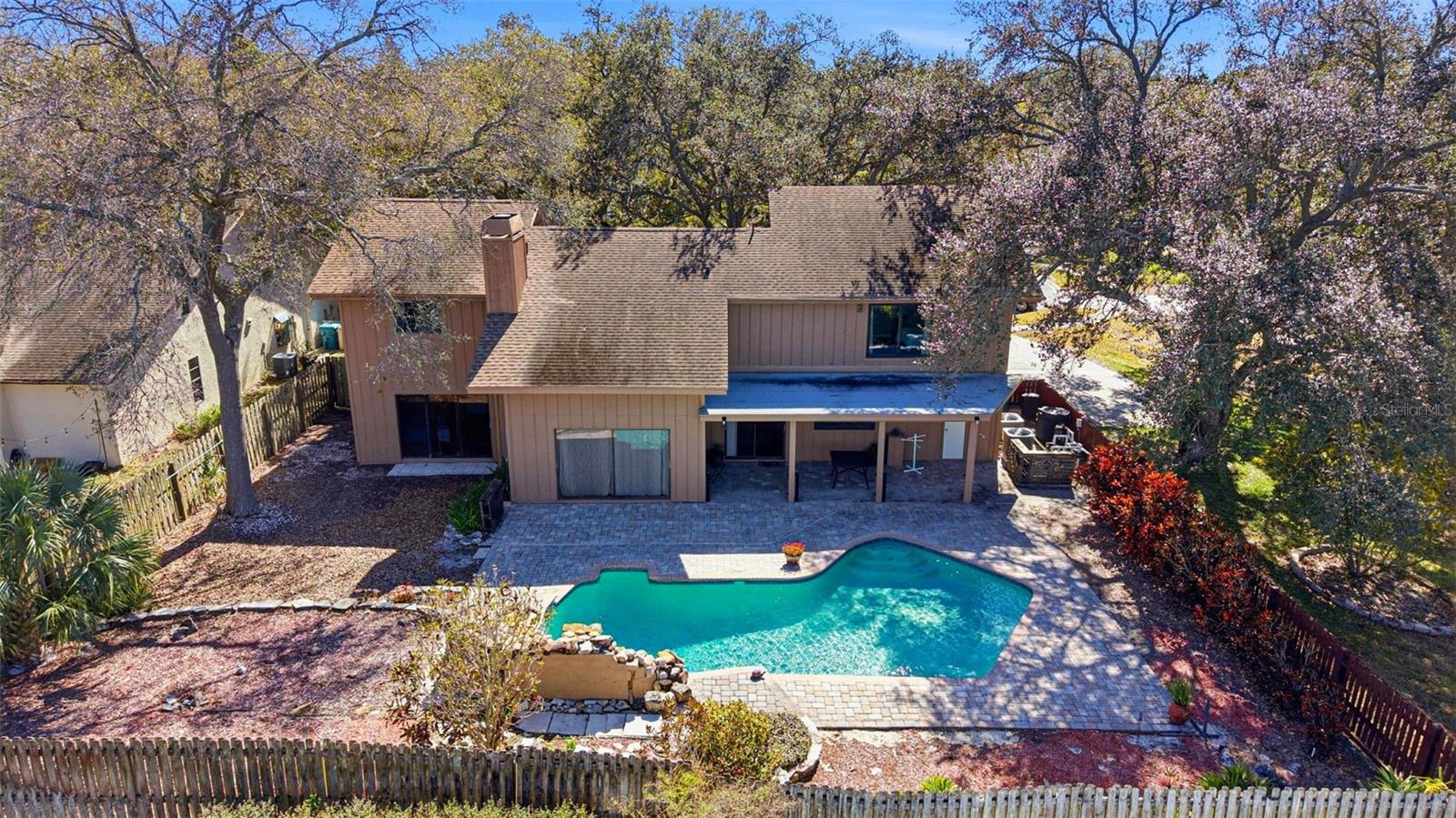 Image 67 of 81 For 847 Hillside Drive