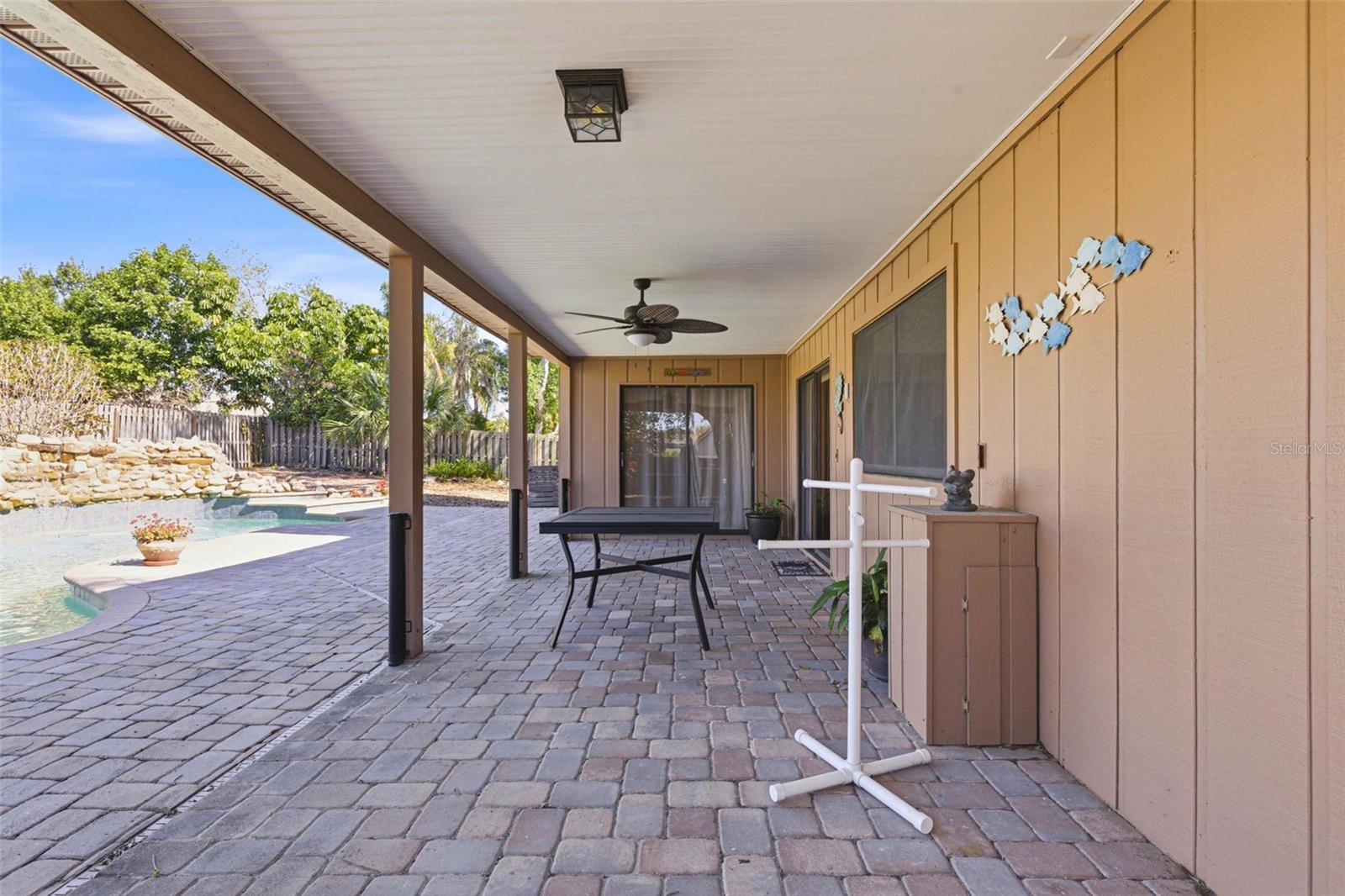 Image 69 of 81 For 847 Hillside Drive