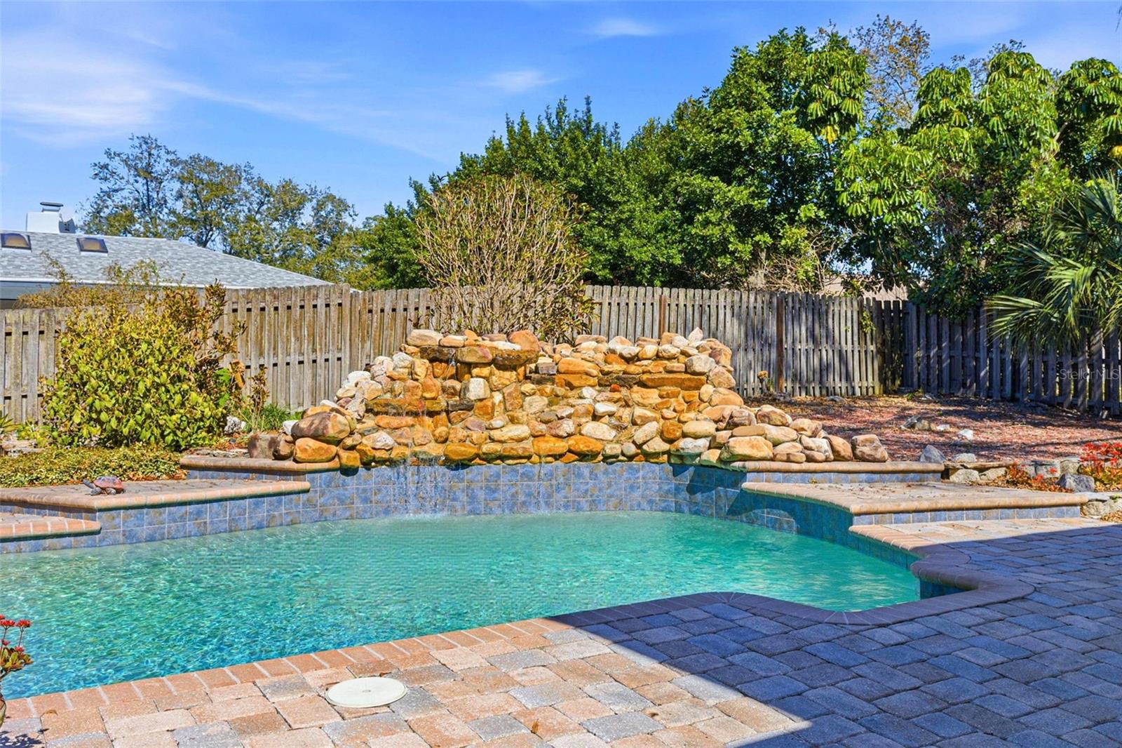 Image 75 of 81 For 847 Hillside Drive