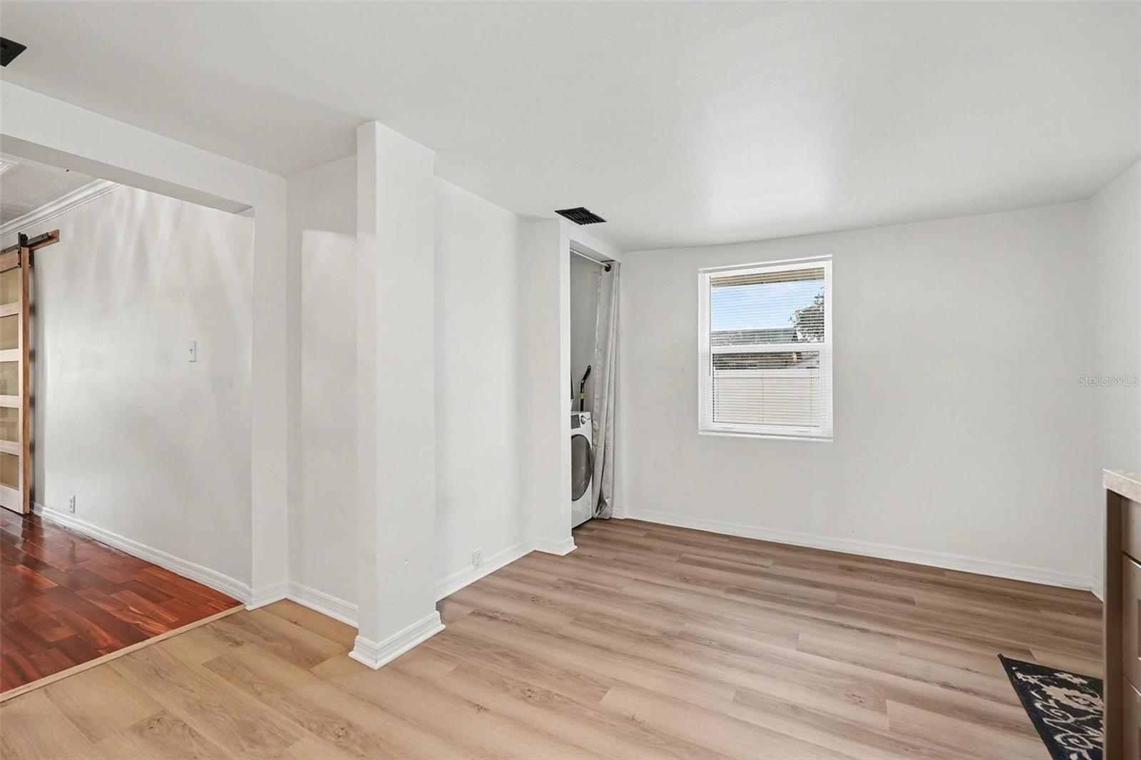 Image 15 of 31 For 6305 Macdill Avenue