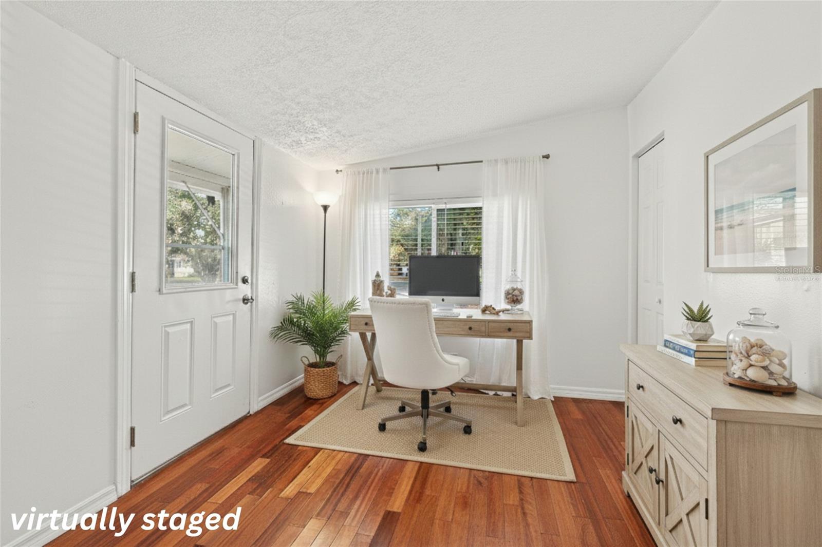 Image 19 of 31 For 6305 Macdill Avenue