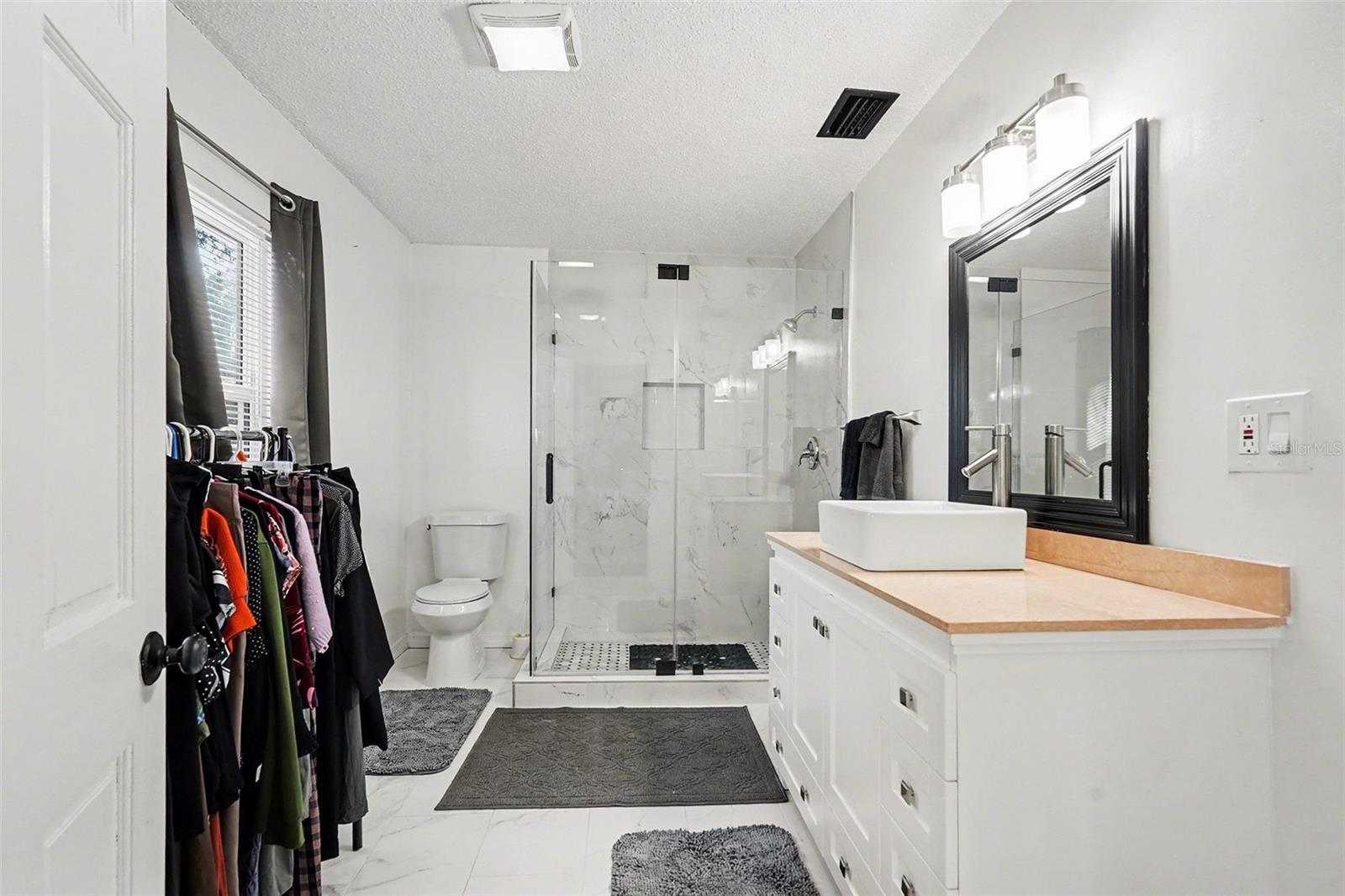 Image 5 of 31 For 6305 Macdill Avenue