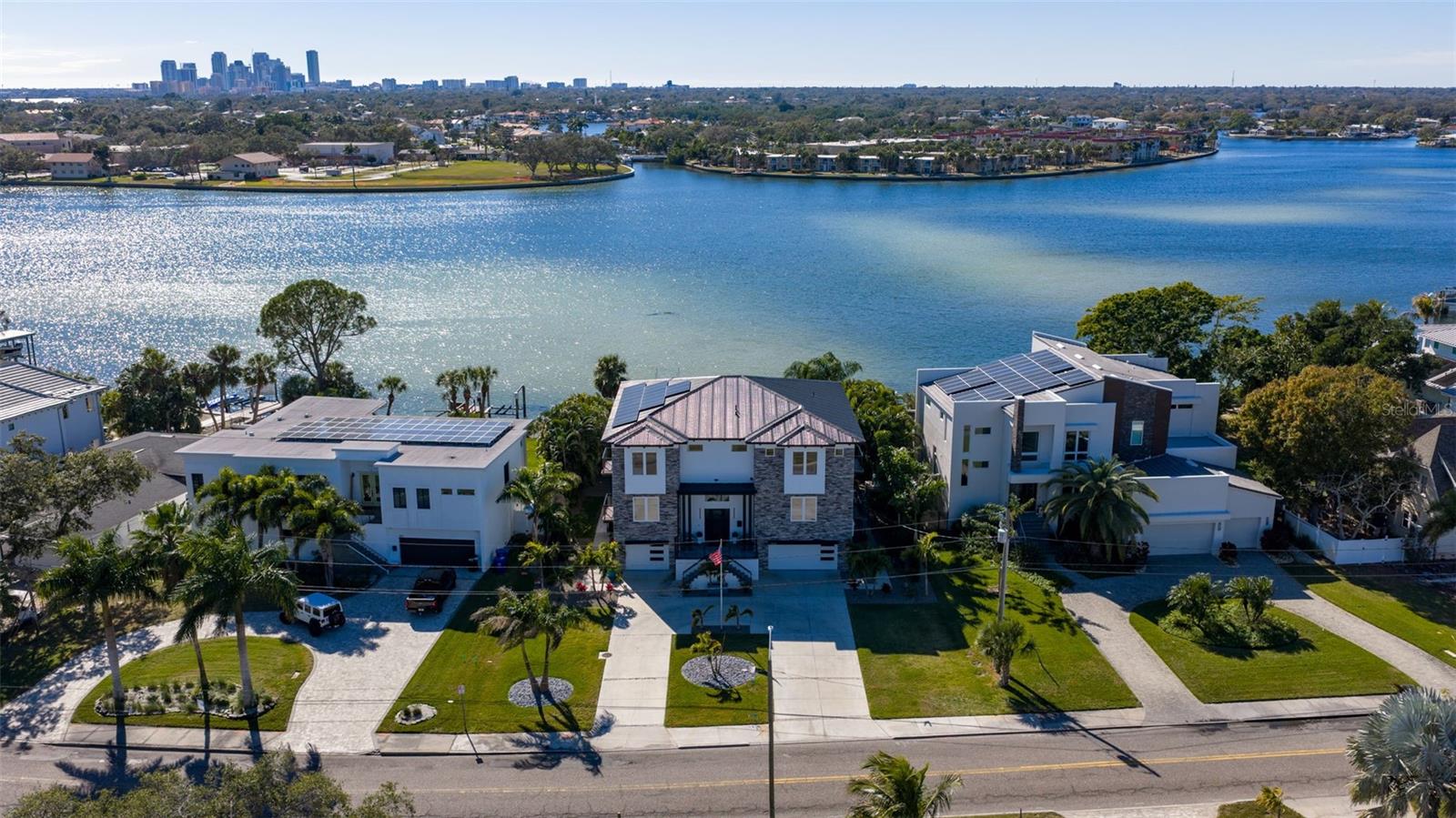 Details for 3830 Shore Acres Boulevard Ne, ST PETERSBURG, FL 33703