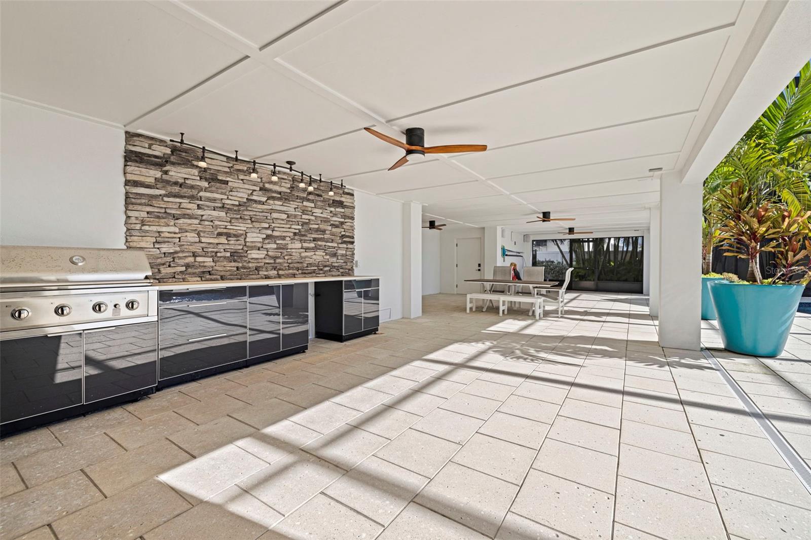 Image 43 of 84 For 3830 Shore Acres Boulevard Ne