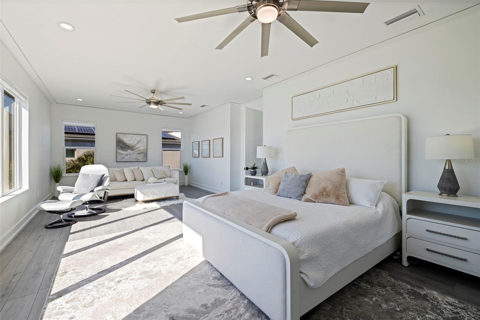 Image 46 of 84 For 3830 Shore Acres Boulevard Ne