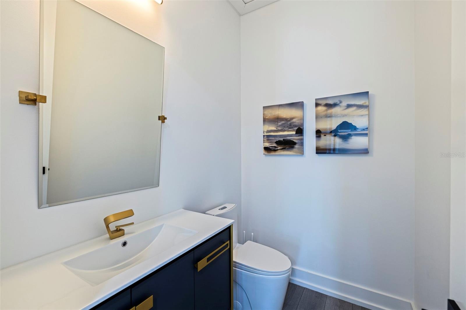 Image 63 of 84 For 3830 Shore Acres Boulevard Ne