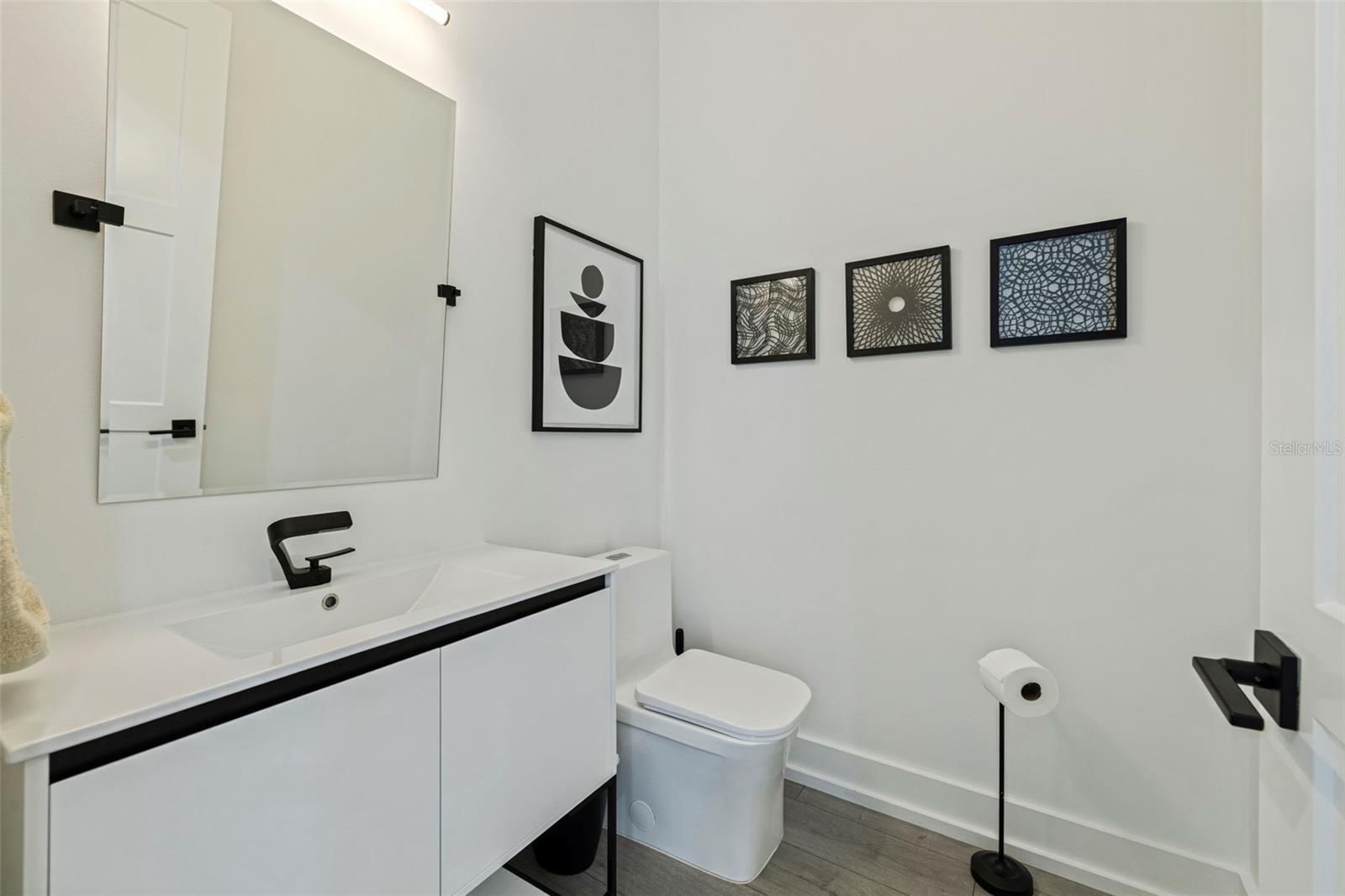 Image 68 of 84 For 3830 Shore Acres Boulevard Ne