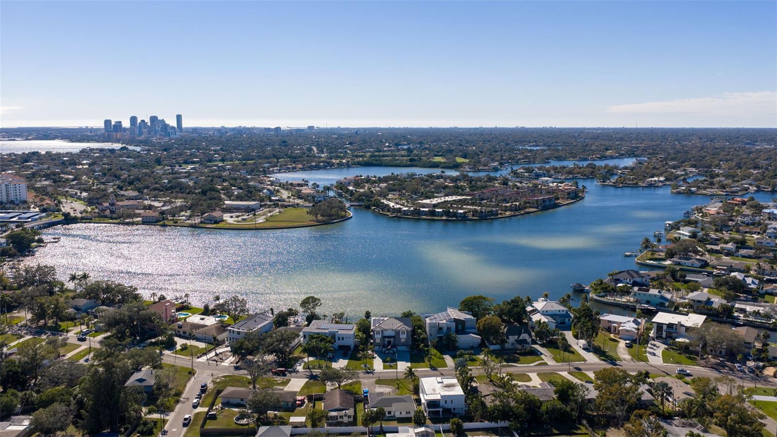 Image 77 of 84 For 3830 Shore Acres Boulevard Ne