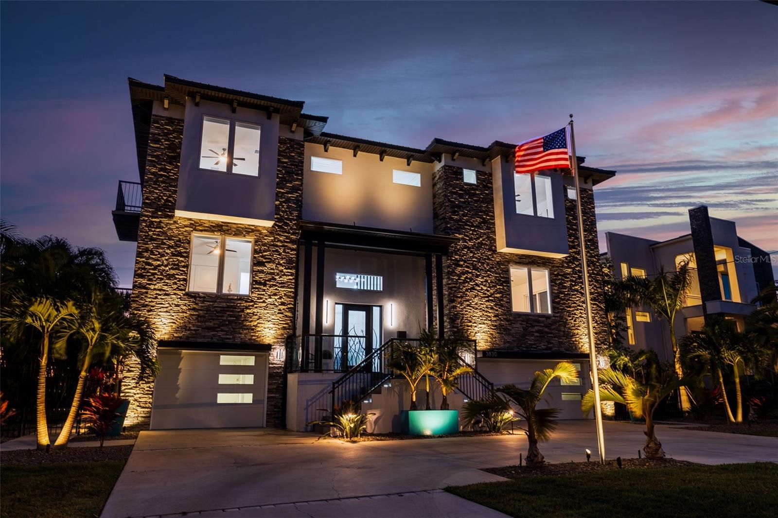 Image 78 of 84 For 3830 Shore Acres Boulevard Ne