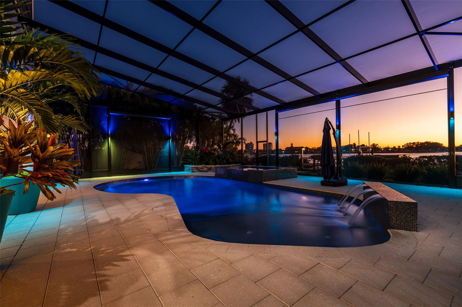 Image 83 of 84 For 3830 Shore Acres Boulevard Ne