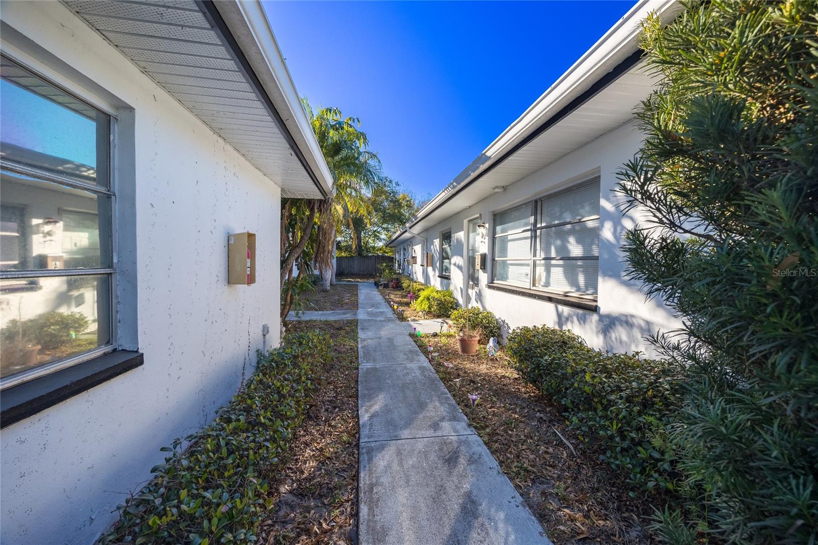 Image 13 of 33 For 400 Meteor Avenue