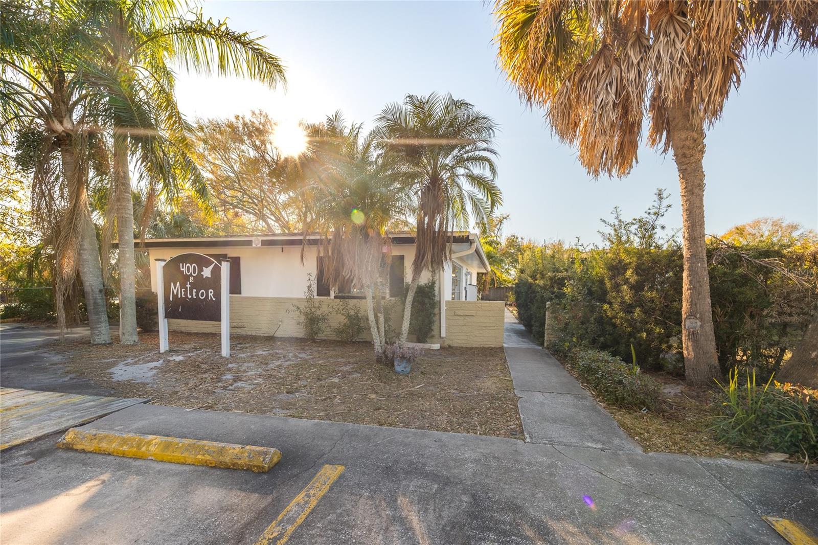 Image 14 of 33 For 400 Meteor Avenue