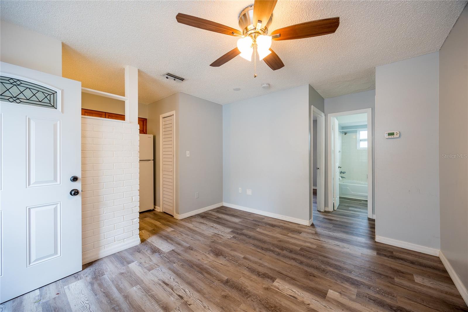 Image 23 of 33 For 400 Meteor Avenue