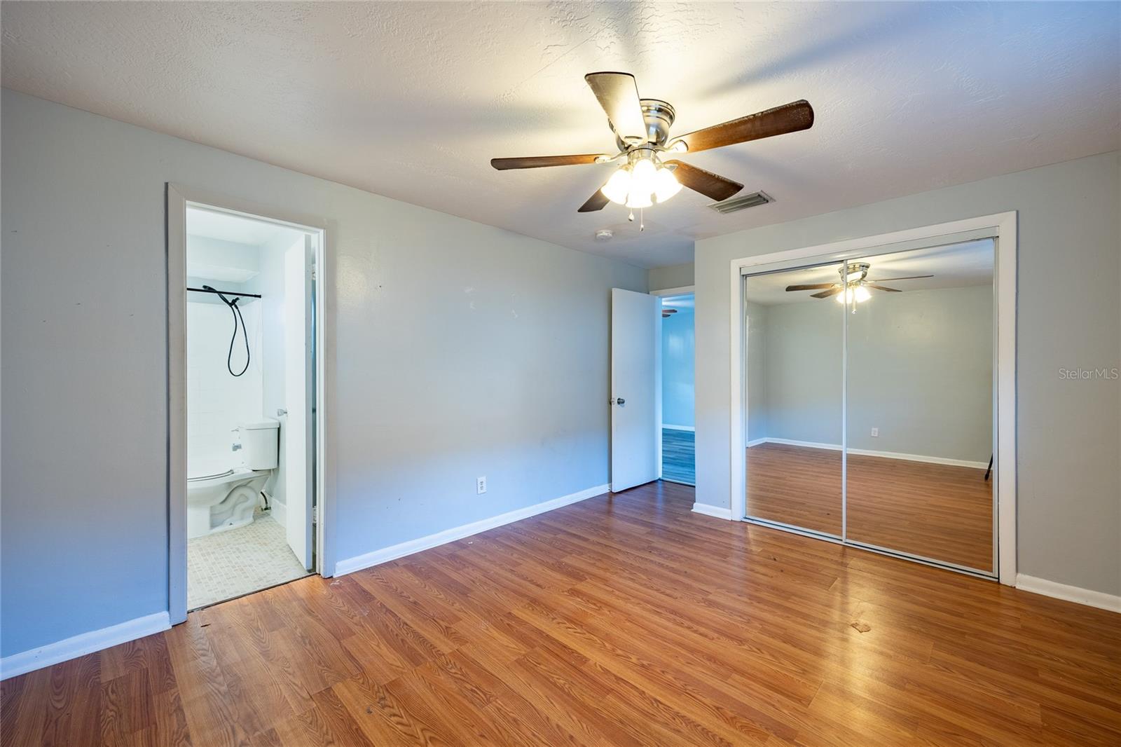 Image 6 of 33 For 400 Meteor Avenue