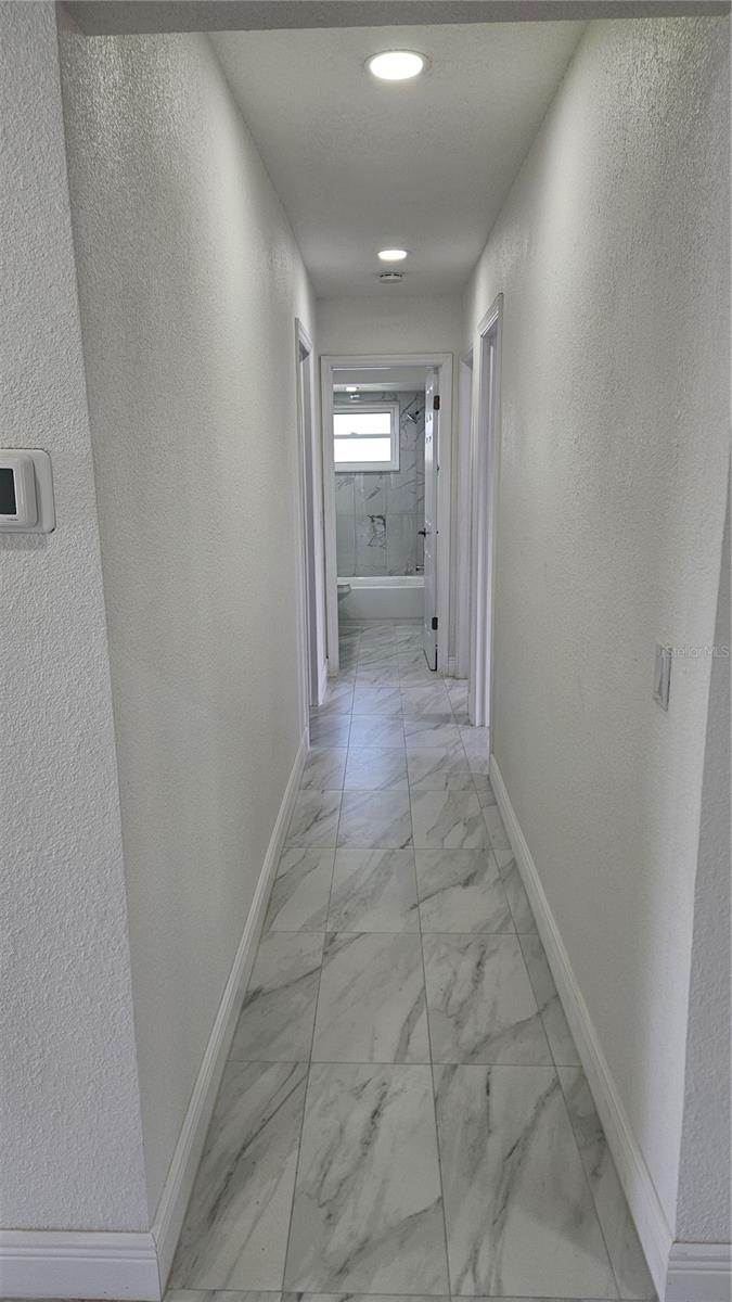 Image 20 of 44 For 8533 Viva Via Drive