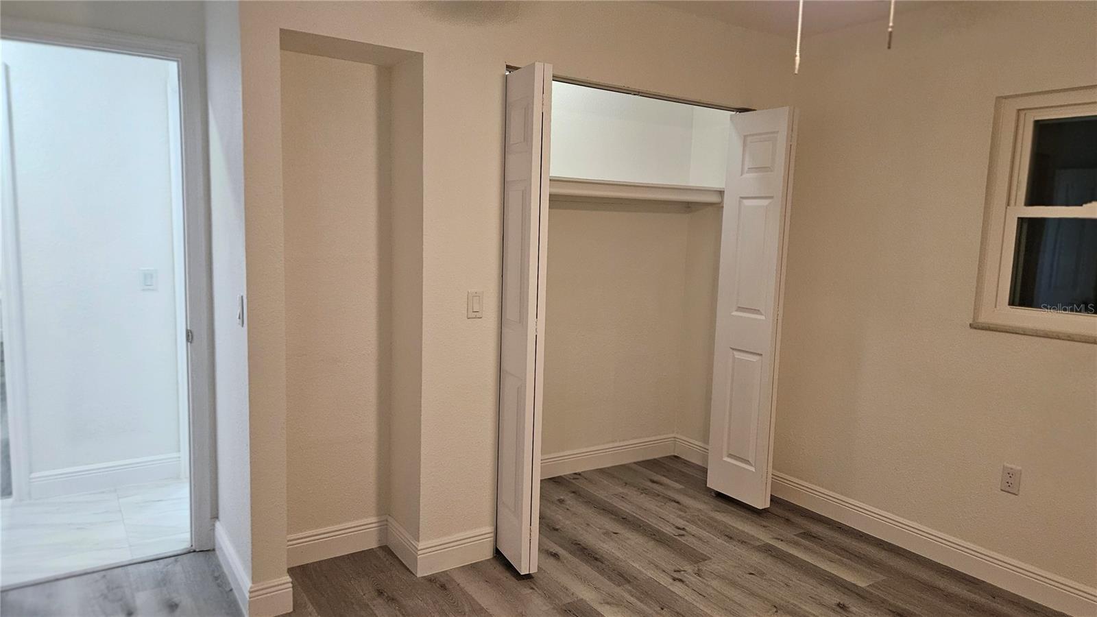 Image 30 of 44 For 8533 Viva Via Drive