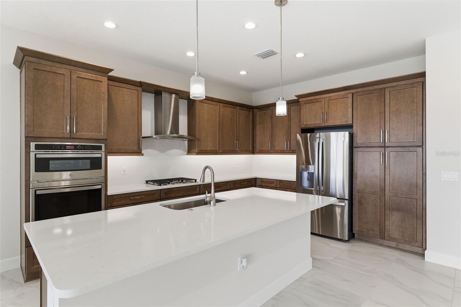 Image 11 of 30 For 32623 Neroli Street