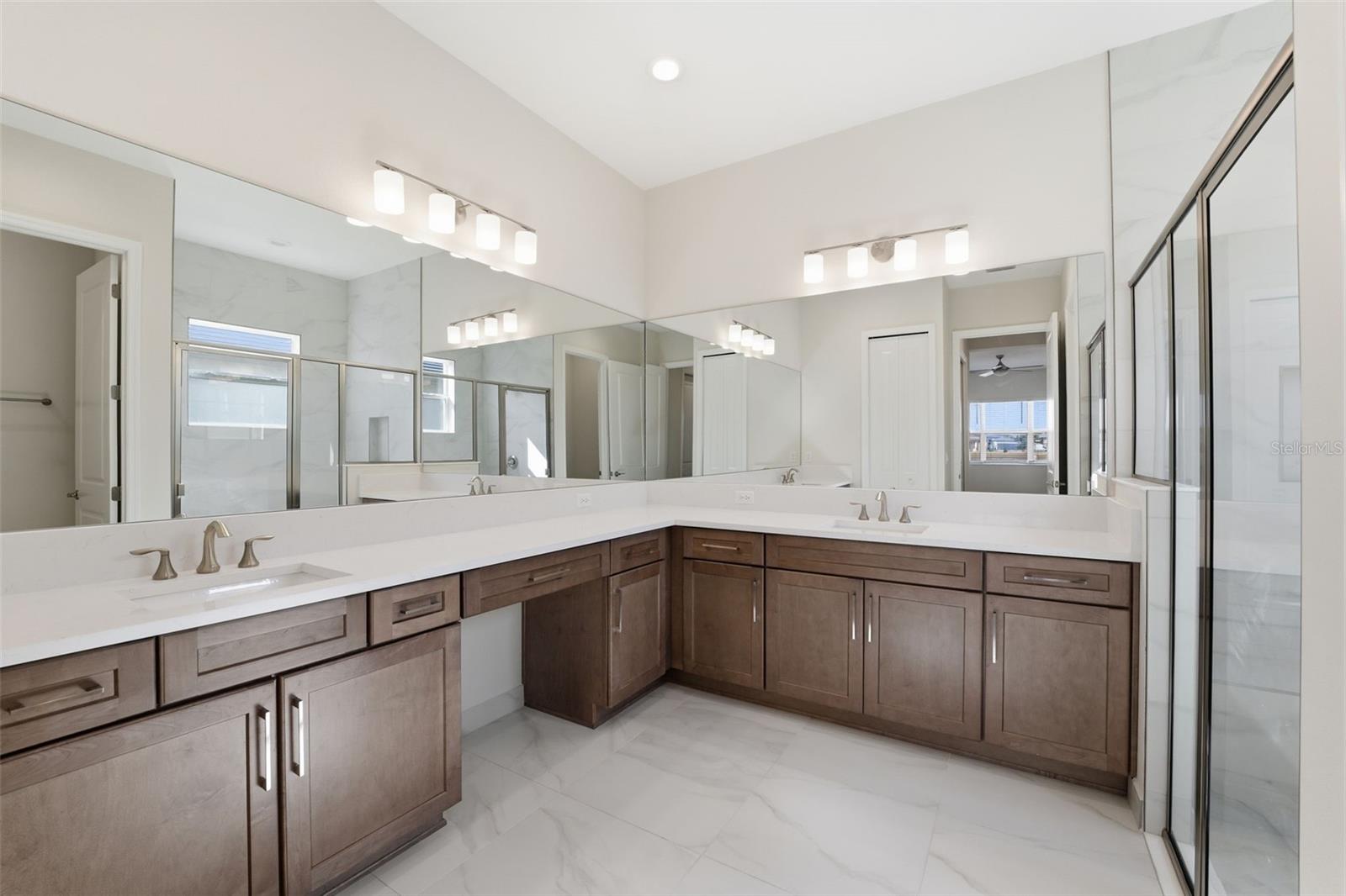 Image 17 of 30 For 32623 Neroli Street