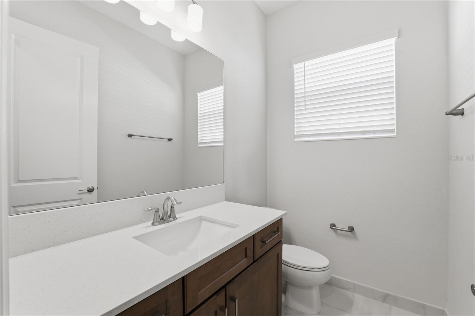 Image 21 of 30 For 32623 Neroli Street